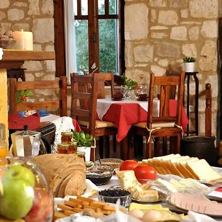 Guest house Anatoli Labreon